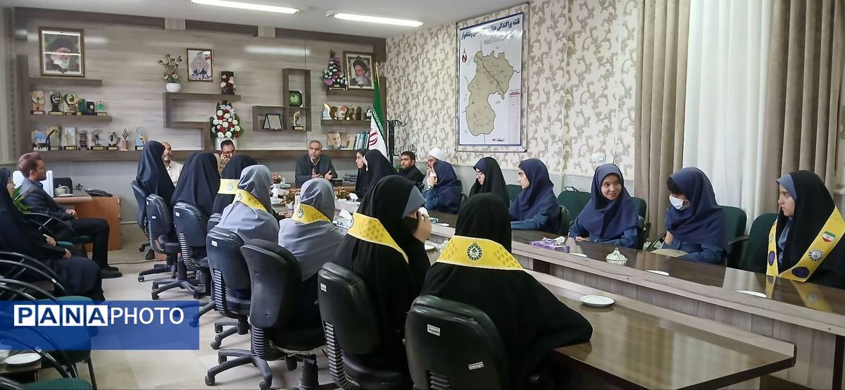 سیزدهمین دوره انتخابات شورای دانش آموزی منطقه در شهرستان رشتخوار