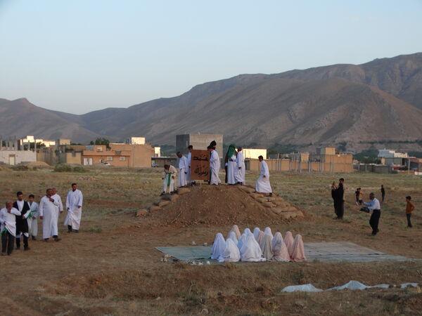 بازسازی صحنه عیدغدیر در شهر گهرو