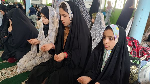 اعتکاف دانش آموزی در شهرستان دیشموک