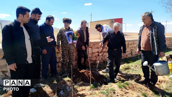 پویش ملی سروایران در کبودرآهنگ