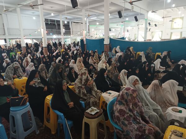 پایان یک ماه بندگی خداوند و نماز عید فطر در گناباد