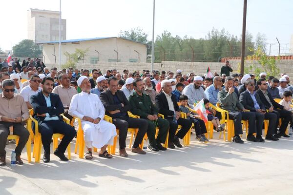 مردم بندرخمیر با حضور یکپارچه در ۲۲ بهمن اقتدار خود را فریاد زدند
