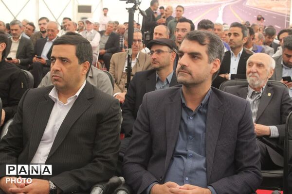 افتتاح ۱۲ کیلومتر از آزادراه کمربندی غربی قم با حضور وزیر راه و شهرسازی