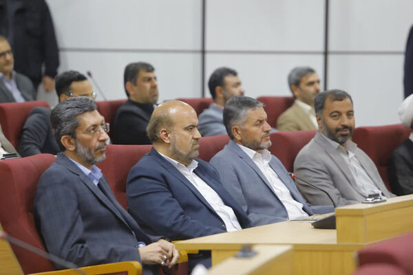 جلسه شورای اداری استان قم با حضور رئیس جمهوری