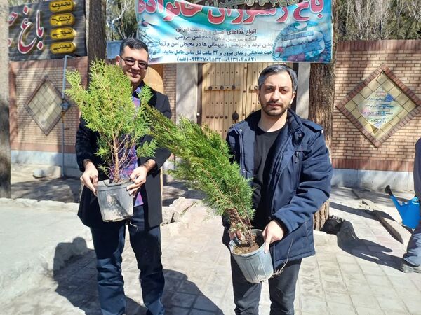 درختکاری به یاد زنده یاد حاج حسن نوربخش حبیب آبادی