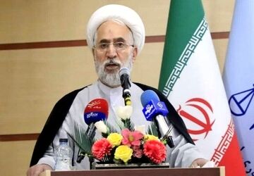 جنایت میناب با استانداردهای دوگانه قابل پنهان کردن نیست