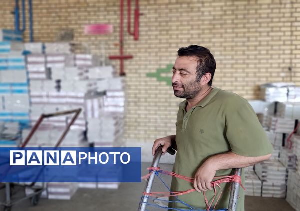 توزیع و تحویل کتاب‌های درسی به مدارس شهرستان ملارد