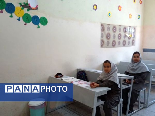 کلاس‌های تقویتی در ایام تابستان در دبستان شهید نجفی فدافن