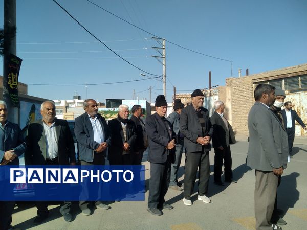 مراسم وداع با شهید گمنام در دبیرستان مرحوم صفری شهرستان خلیل‌آباد 