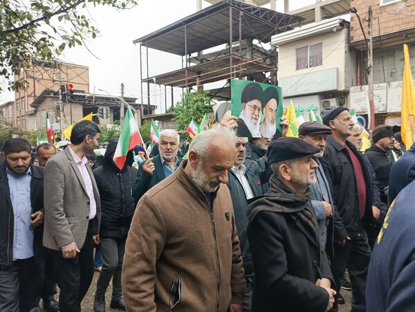جشن تولد چهل و هفت سالگی انقلاب در گلوگاه 