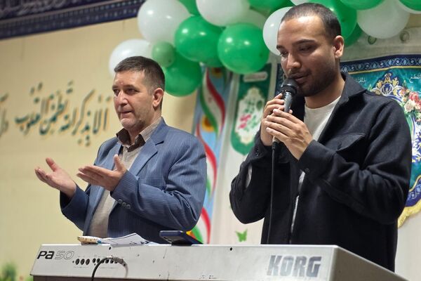 جشن میلاد با سعادت حضرت مهدی موعود(ع)در دبستان حاج همت بهارستان ۲