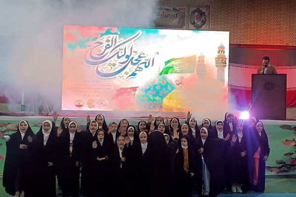جشن باشکوه ایام الله دهه فجر در بهارستان‌دو