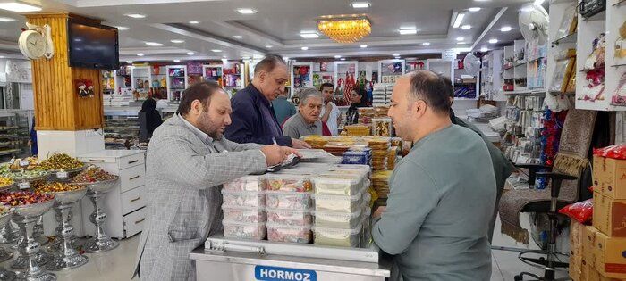 نظارت ۲ هزار کارشناس بهداشت محیط بر فعالیت رستوران‌های شهری و جاده‌ای