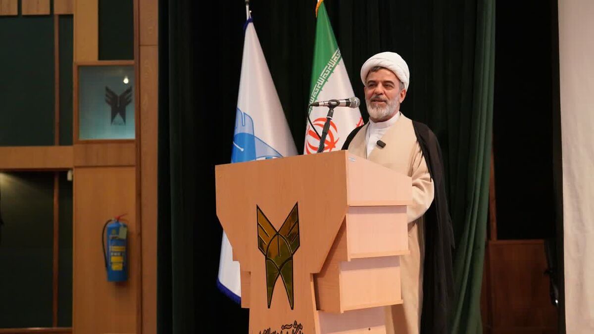 برای شناخت اسلام، صحیفه سجادیه بخوانید