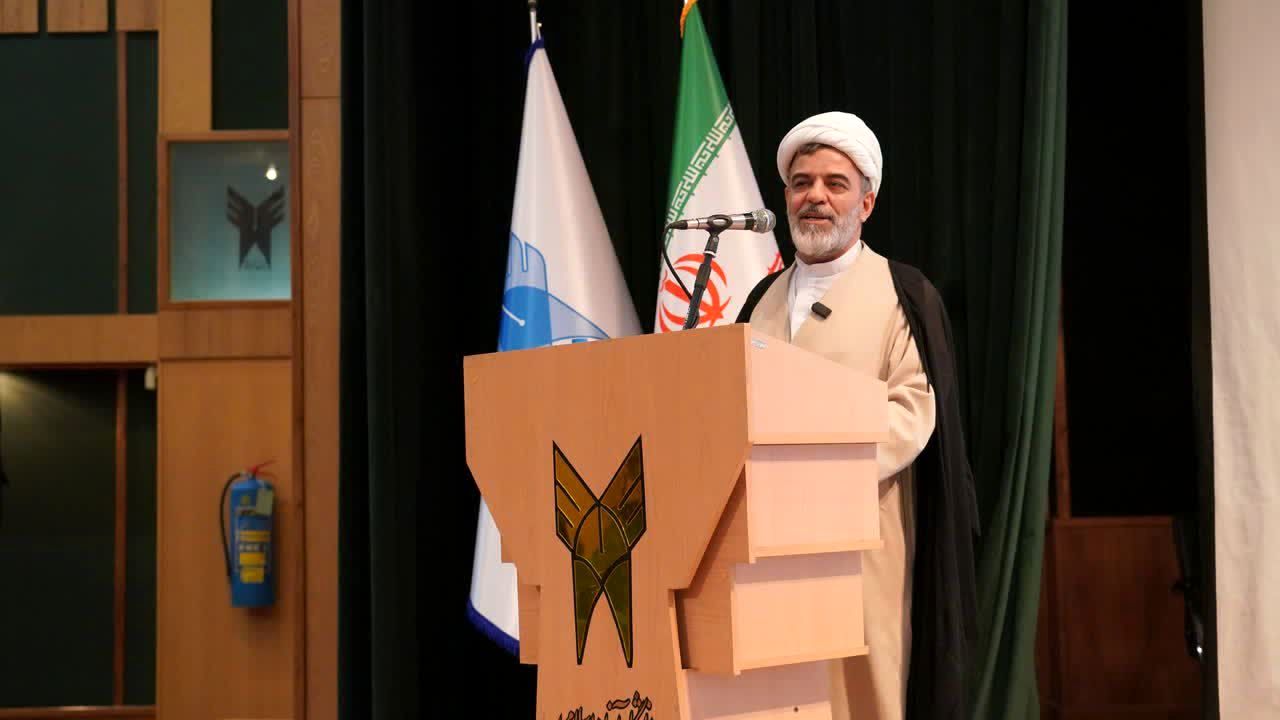 برای شناخت اسلام، صحیفه سجادیه بخوانید