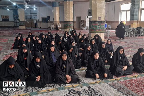برپایی نمایشگاه فرهنگی به مناسبت پنجم مرداد در مصلی شهرستان قدس 