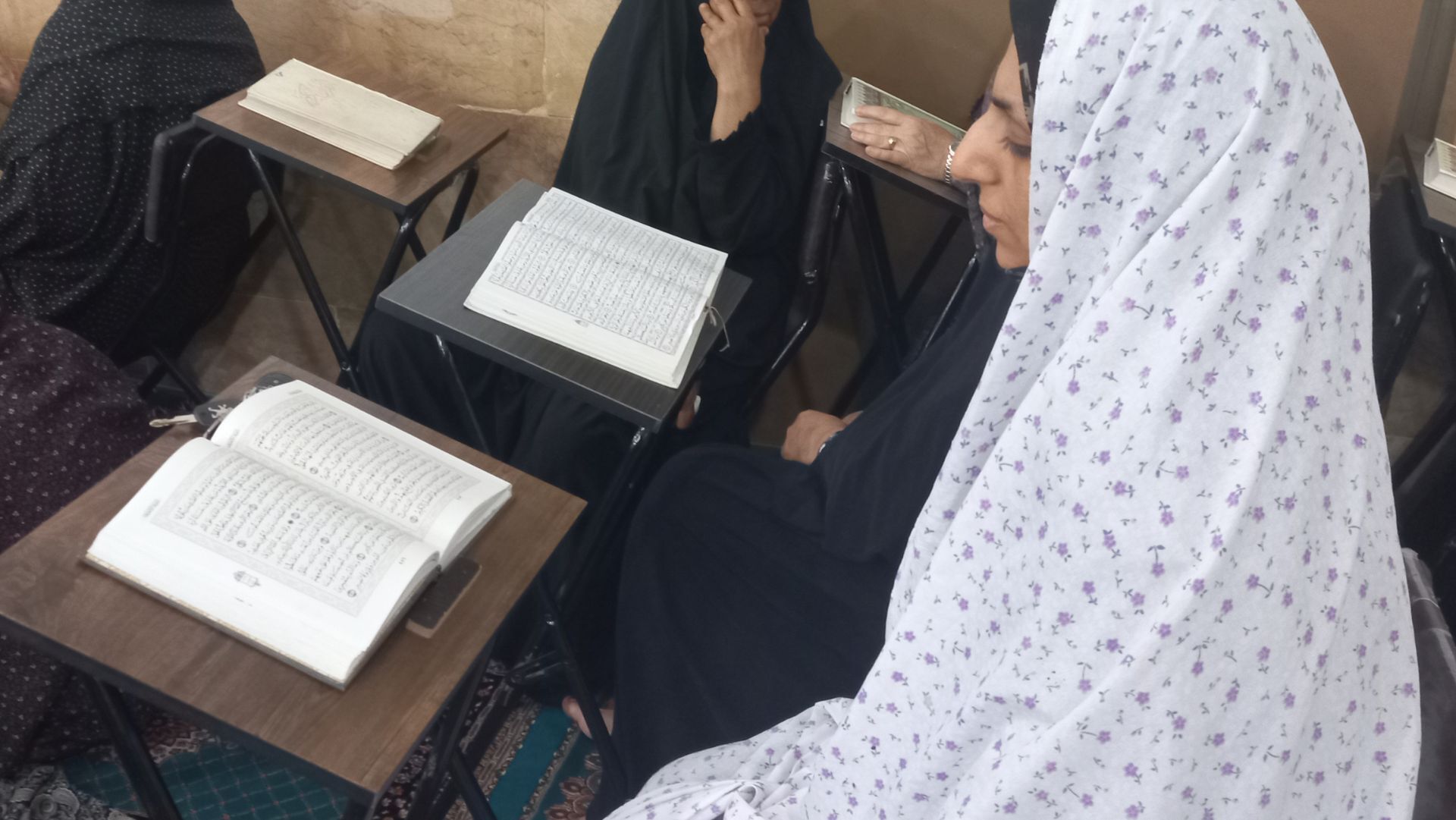 محفل انس با قرآن کریم در مسجد سلمان فارسی بندرعباس