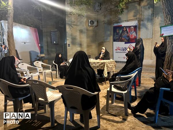 کارگاه خبرنگاری در موکب نوجوان مبارز در یزد