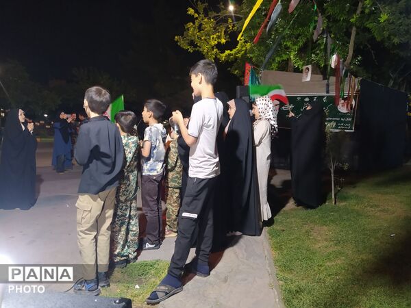 تجمعات شبانه پرشور در چهارراه هدایت مشهد