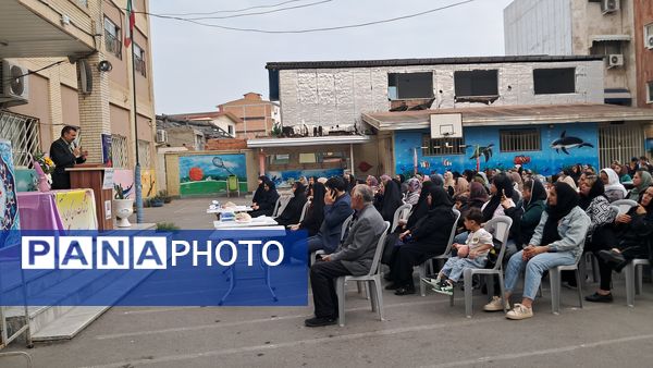 گرامیداشت هفته پیوند اولیا و مربیان در دبیرستان بهار آزادی قائمشهر