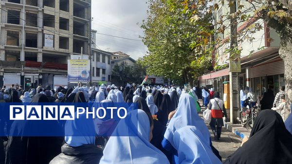 ما وارثان 13 آبانیم