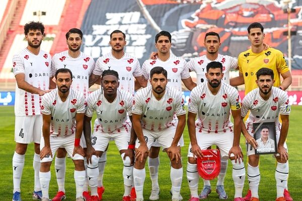 جدال پرسپولیس با قوهای سپید انزلی/ کارگر: ملوان همیشه گربه سیاه پرسپولیس بوده است