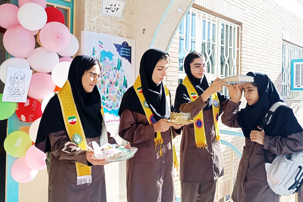 زنگ آغاز سال تحصیلی در مدرسه دکتر حسابی نورآباد