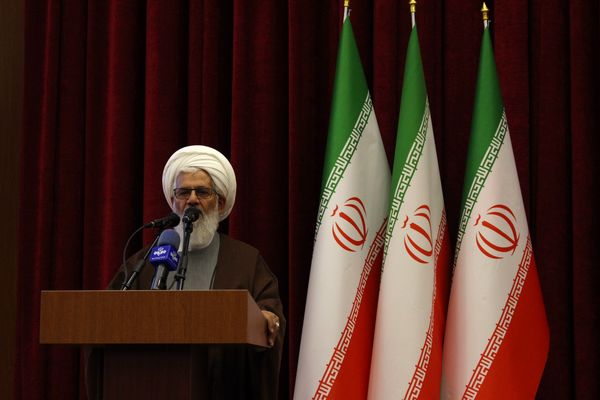 آیین معارفه نماینده ولی‌فقیه در زنجان