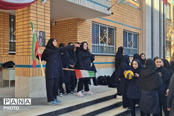 جشنواره ورزشی در هنرستان تخصصی هنرمندان ری