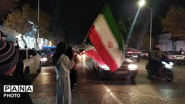 حضور نسل های مختلف در اجتماعات شبانه نیشابور