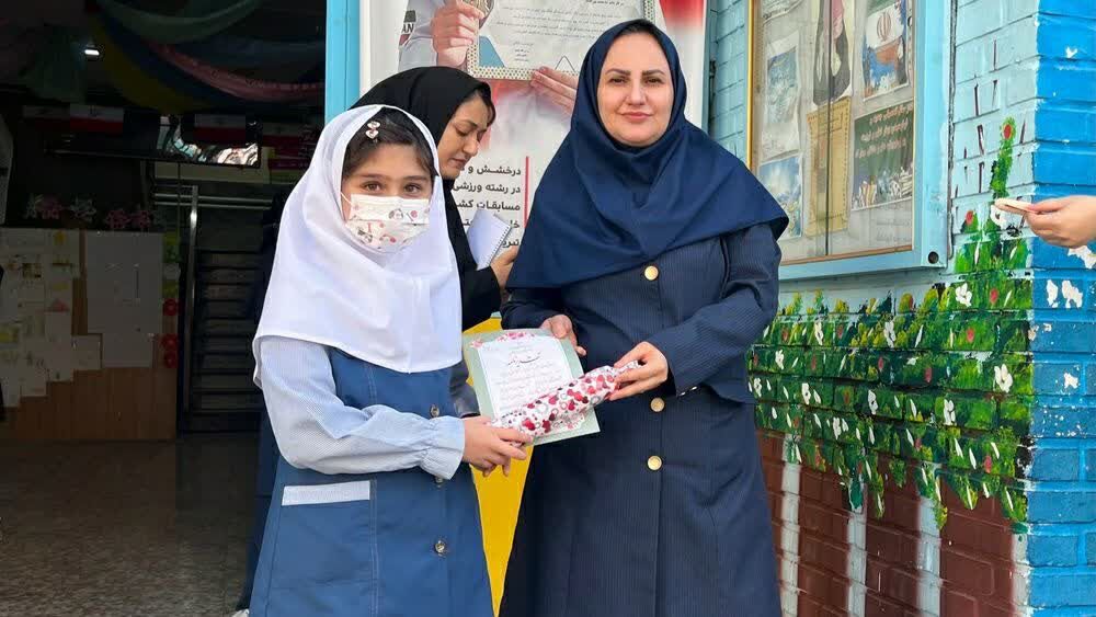 می‌خواهم با ساخت مجسمه‌ای پیام صلح و مهربانی را به دنیا برسانم