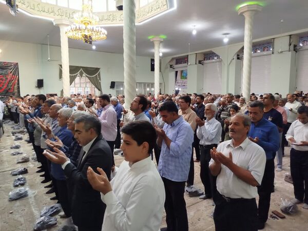 نماز باشکوه عید سعید قربان در شهرستان کاشمر 