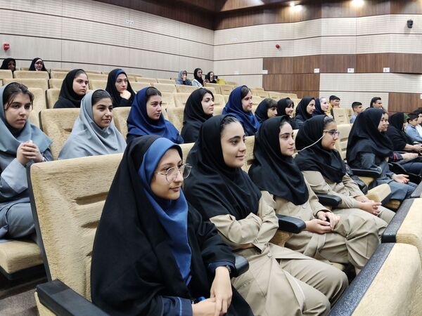 اختتامیه جشنواره نوجوان خوارزمی و تقدیر از برترین های مقطع متوسطه اول 