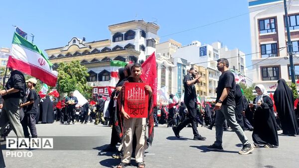 او به مشهد بازگشت