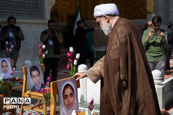 آیین آغاز سال تحصیلی مدارس در حرم مطهر رضوی