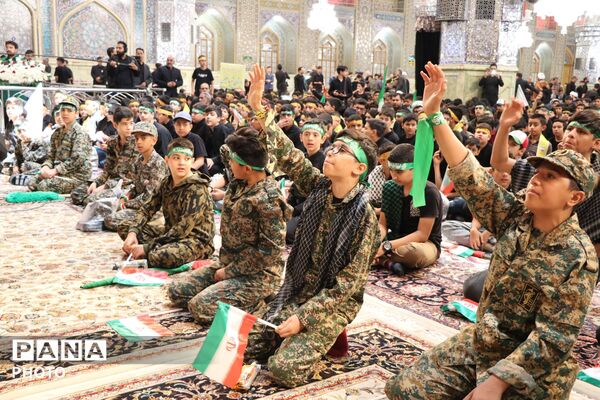  مشقِ عشقِ نوجوانان در محضر خورشید