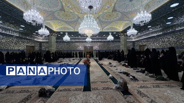 آیین غبارروبی حرم حضرت معصومه(س) با حضور بانوان طلبه