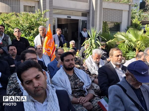 طنین یاد فاتحان خرمشهر در میان فرهنگیان
