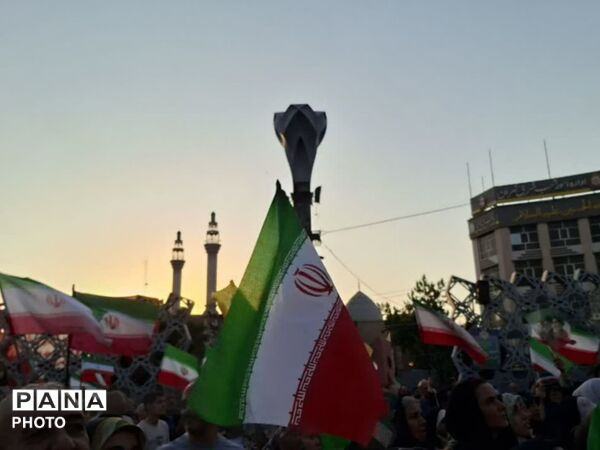 مهمانی ۱۰ کیلومتری؛ تجلی عشق به اهل‌بیت (ع) و نمادی از اتحاد