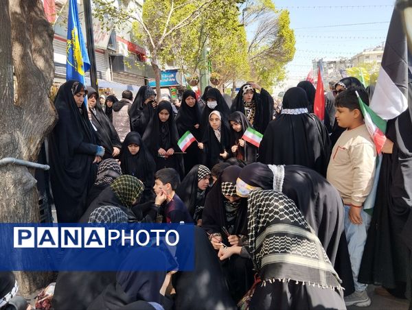 حضور مسولان آموزش و پرورش خراسان رضوی در راهپیمایی روز قدس