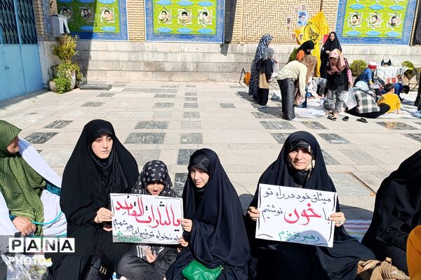 خروشِ بصیرت در صحن امامزاده جعفر (ع)؛ تالار قرآن پیشوا گنجایش دریای سوگواران مقتدا را نداشت