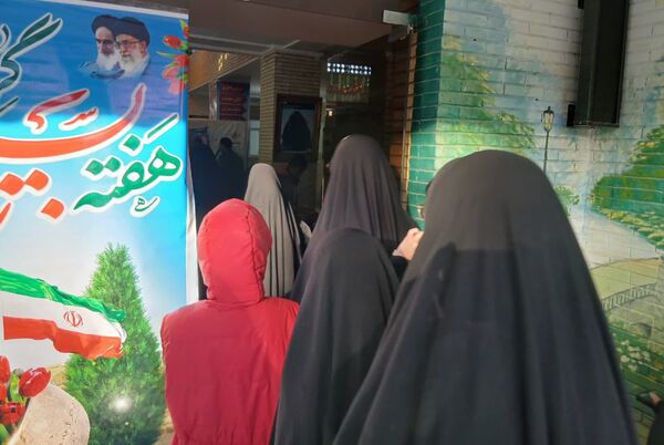 حضور دانش‌آموزان بسیجی در همایش اقتدار بسیجیان شهرستان تفت