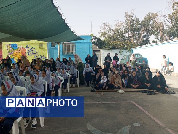 جشن شکوفه‌های دبستان ناهیدنخودی نیشابور