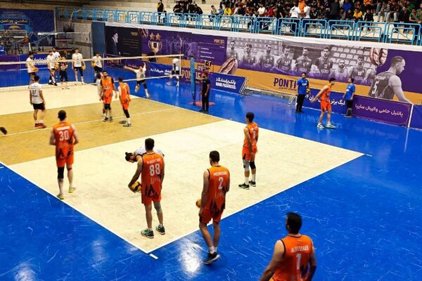تقابل حساس سایپا ورامین و صنعتگران امید در هفته دوم لیگ برتر والیبال