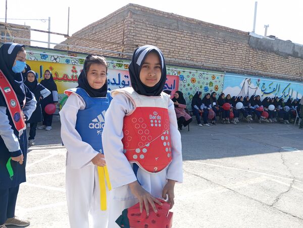 المپیاد ورزشی در دبستان ناهید نخودی