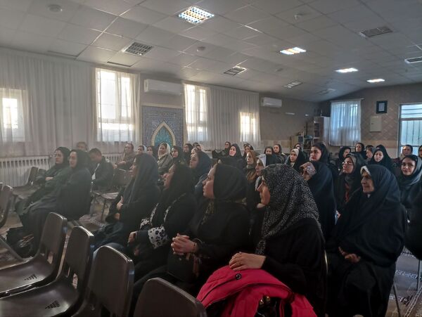 نخستین جلسه آموزش خانواده در دبیرستان بی بی سلطنت قفلی