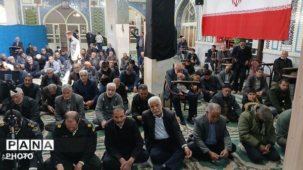 شکوه حضور در نماز جمعه شهرستان بن