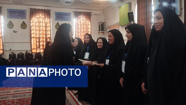 اولین جلسه عمومی انجمن اولیا و مربیان مدرسه هوشیار