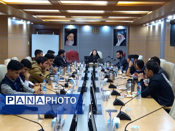 بازدید دانش‌آموز خبرنگاران پانا از ستاد ویژه توسعه فناوری نانو؛ آشنایی با دنیای فناوری‌های نوین