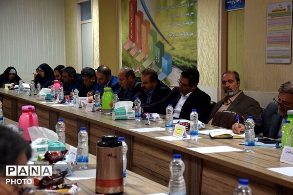 جلسه توانمندسازی مدیران و مسئولین امورشاهد و ایثارگران آموزش و پرورش استان البرز 